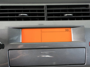 20112.0L Ԅ(dng)Ű п؅^(q)