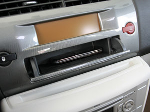 20112.0L Ԅ(dng)Ű п؅^(q)