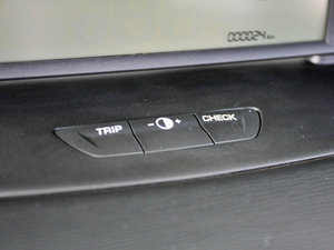 20112.0L Ԅ(dng)Ű п؅^(q)