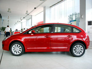 2011款1.6L 手动炫雅版 整体外观