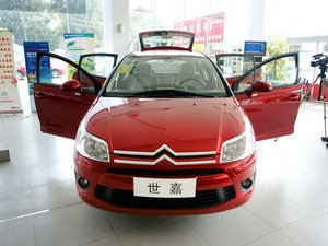 2011款1.6L 手动炫雅版 整体外观