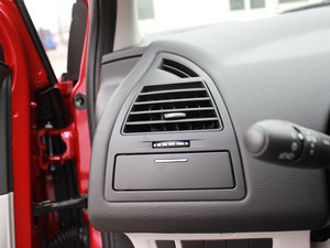 2011款1.6L 自动悦雅版 中控区