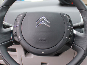 2011款1.6L 自动悦雅版 中控区