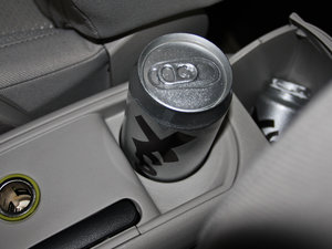 2011款2.0L 手动劲雅版 空间座椅