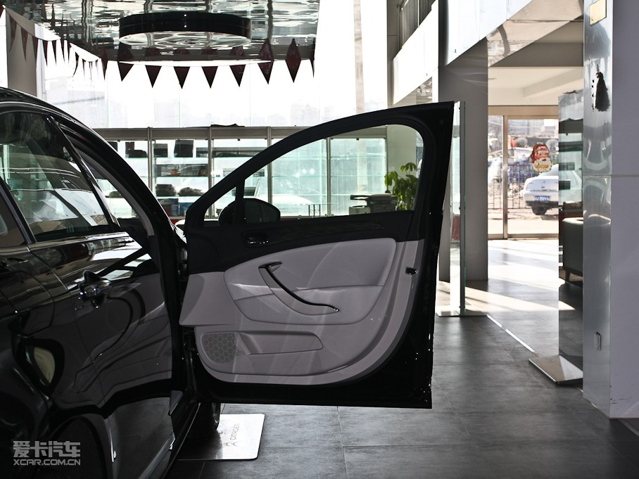 2011��ѩ�F��C5 2.3L �Ԅ����F��