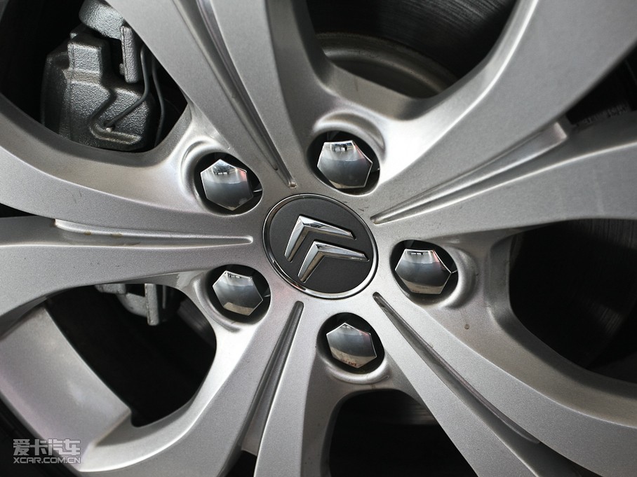 2011ѩFC5 2.3L ԄӺA