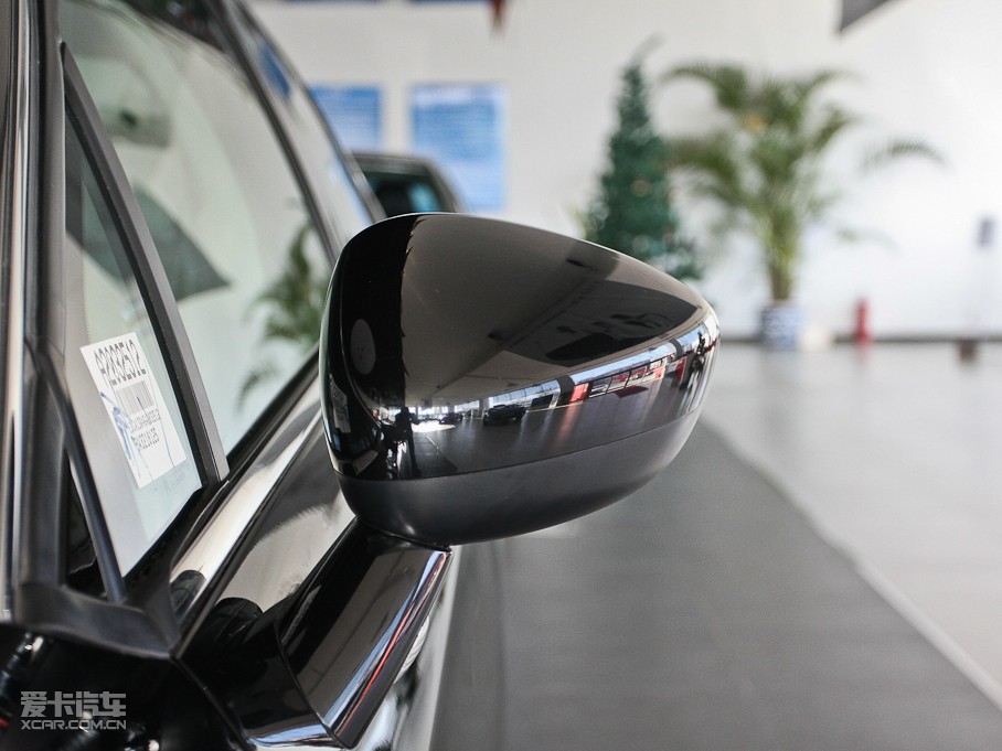 2011��ѩ�F��C5 2.3L �ԄӺ��A��