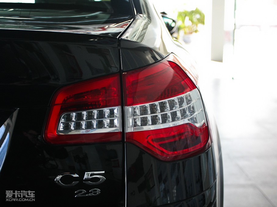 2011��ѩ�F��C5 2.3L �ԄӺ��A��