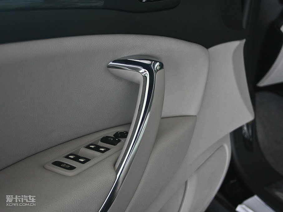 2011ѩFC5 2.3L Ԅ(dng)A