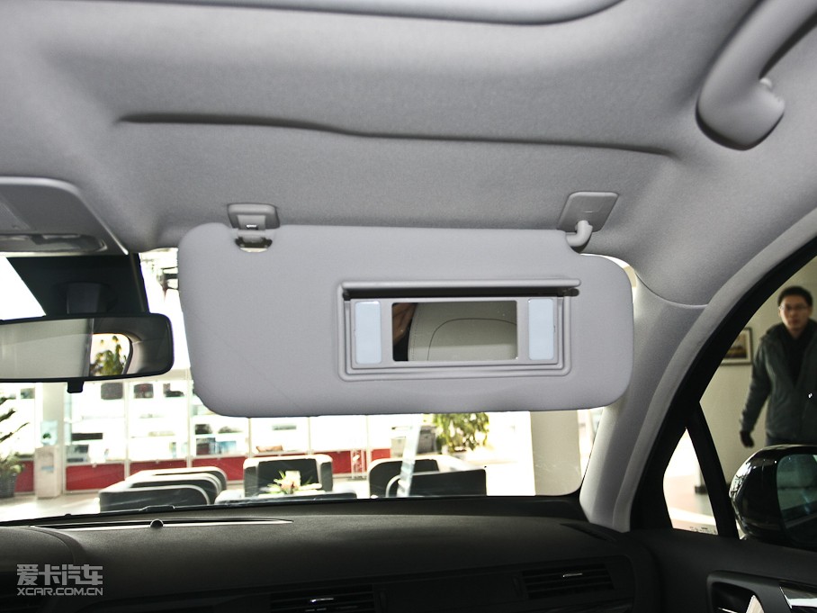 2011��ѩ�F��C5 2.3L �ԄӺ��A��