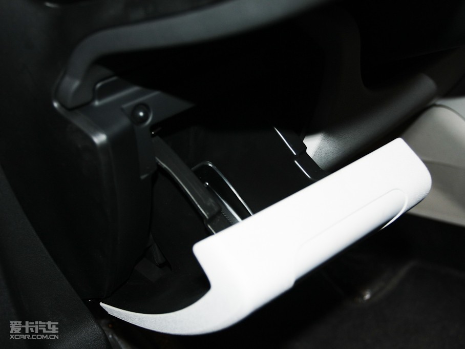 2011ѩFC5 2.3L Ԅ(dng)S