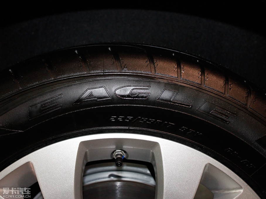 2011��ѩ�F��C5 �|��֮�� 2.3L ���F��