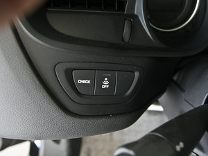 2011款2.3L 自动豪华版 空间座椅