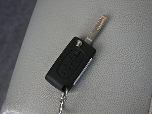 2011款2.3L 自动豪华版 车钥匙