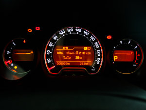 2011款2.3L 自动尊驭版 仪表