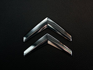 2011款2.3L 自动尊驭版 中控区