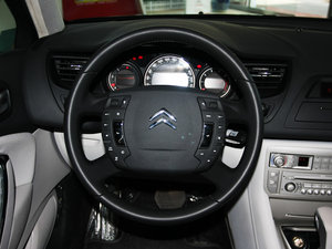 2011款2.3L 自动尊驭版 方向盘