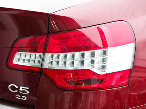 2011|֮ 2.3L F (ji)^