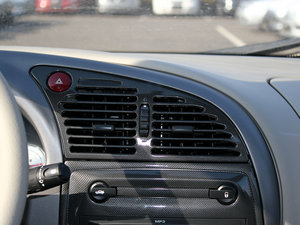 2011款1.6L 手动科技版 空调出风口