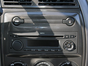 2011款1.6L 手动科技版 音响调节