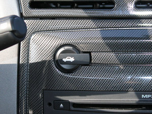 2011款1.6L 手动科技版 中控区