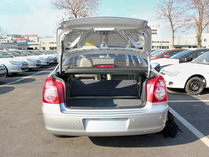 2011款1.6L 手动科技版 空间座椅