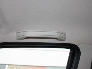 2011款1.6L 手动尊贵版 空间座椅