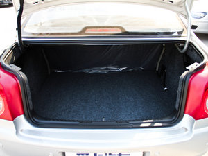2011款1.6L 自动科技版 行李厢空间
