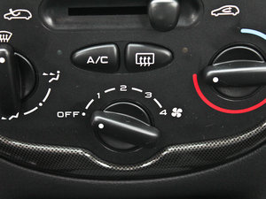 20121.4L ք\Ӱ п؅^