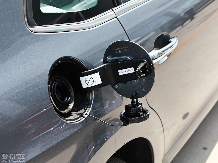 2012 2.0L Ԅ(dng)ƷS