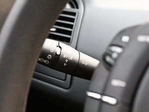 20112.0L Ԅ(dng)Rq п؅^(q)