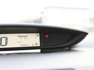 20112.0L Ԅ(dng)Rq п؅^(q)