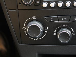 20112.0L Ԅ(dng)Rq п؅^(q)