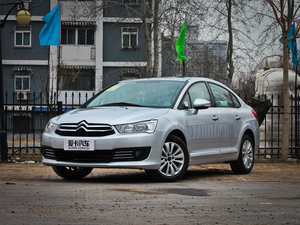 2012款1.6L 自动品享版 左前45度