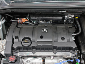 2012款1.6L 自动品享版 发动机