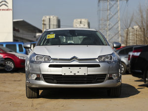 2012款2.0L 自动尊享版 正前