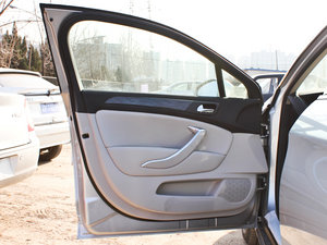 2012款2.0L 自动尊享版 驾驶位车门