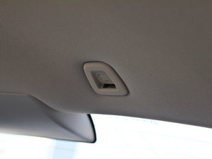 2012款2.0L 自动尊享版 空间座椅