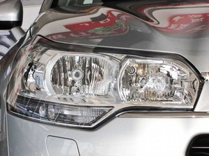 2012款2.3L 自动尊驭版 细节外观