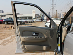 2012款1.6L 自动科技版 驾驶位车门
