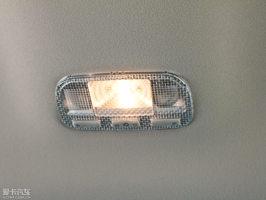 2012΃Ɏ 2.0L Ԅ(dng)G