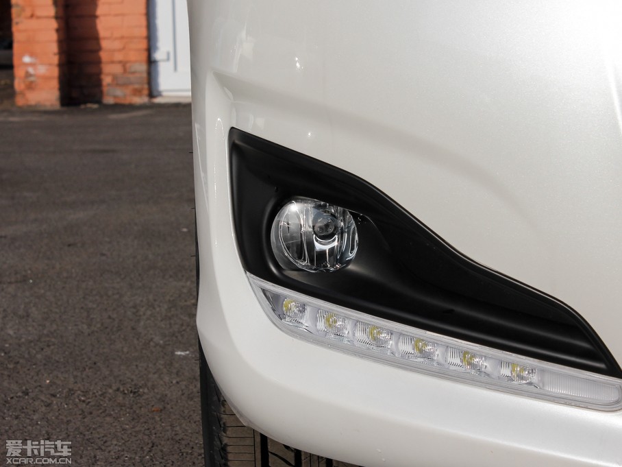 2013ѩFC4L 1.6THP Ԅ(dng)ǰ