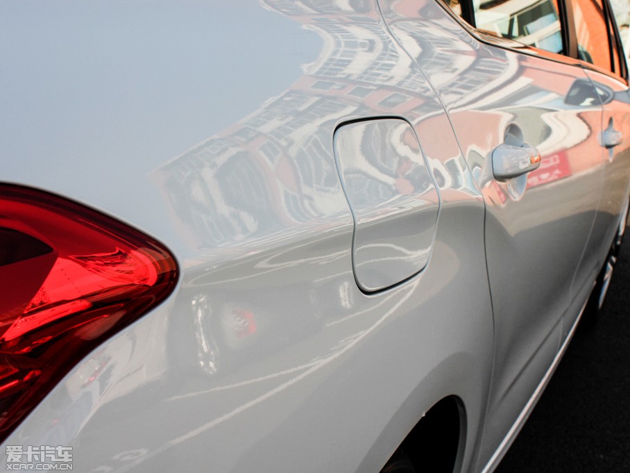 2013ѩFC4L 1.6THP Ԅ(dng)ǰ