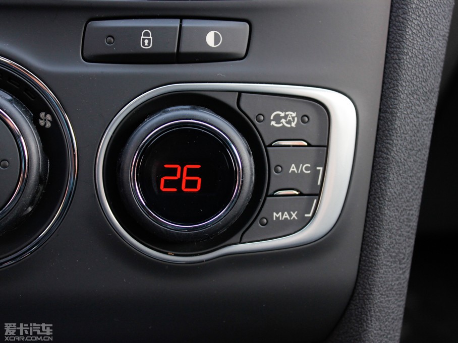 2013ѩFC4L 1.6THP Ԅ(dng)ǰ