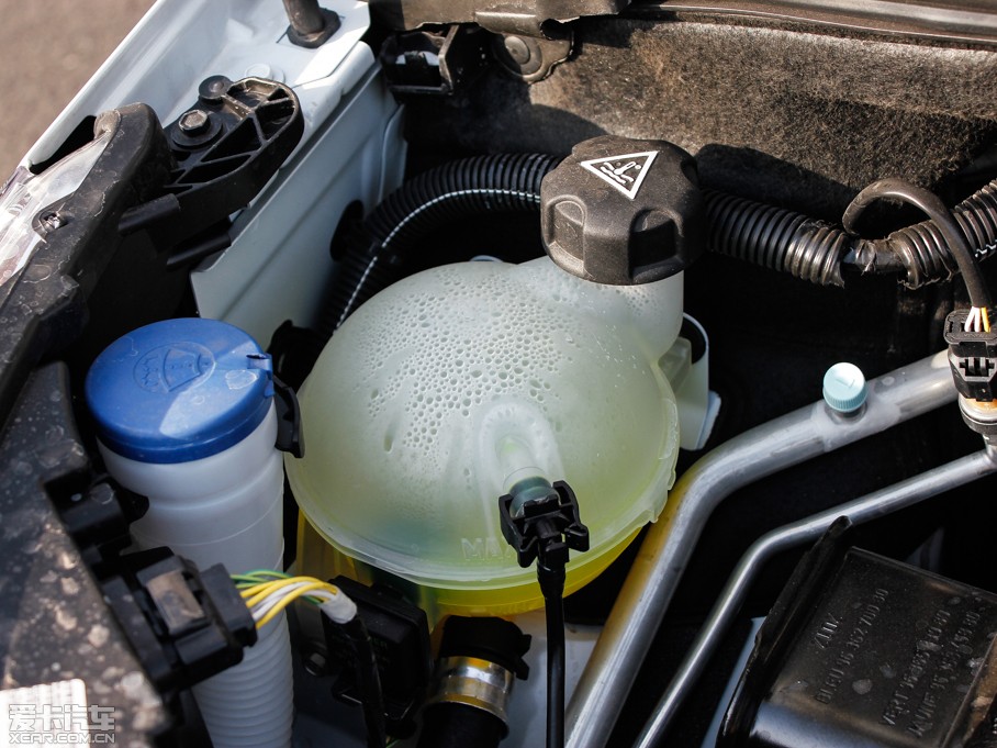 2013ѩFC4L 1.6THP Ԅ(dng)ǰ