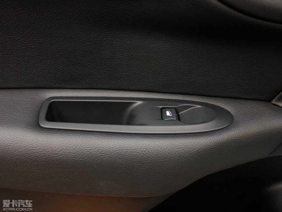 2013ѩFC4L 1.6THP Ԅ(dng)ǰ