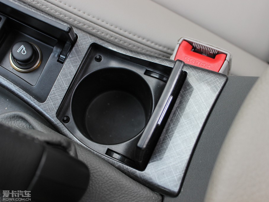 2013ѩFC4L 1.6L քӄǰ