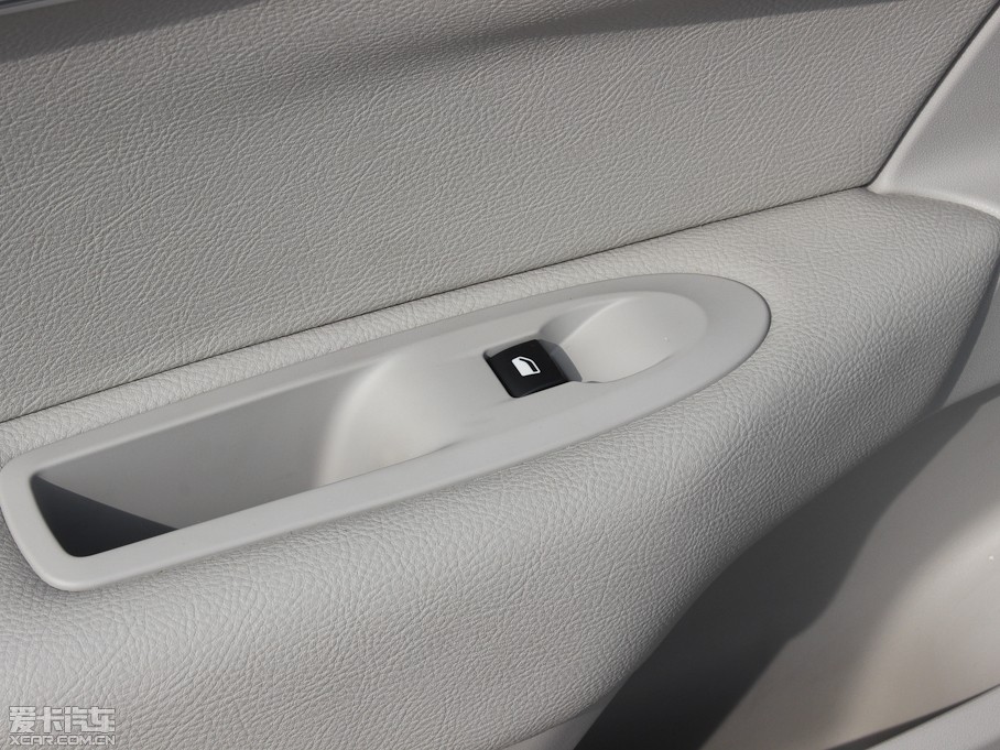 2013ѩFC4L 1.6L քӄǰ