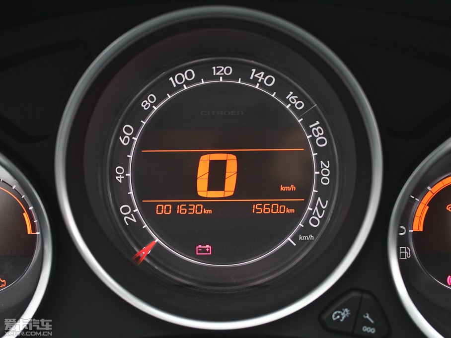 2013ѩFC4L 1.6THP Ԅ(dng)ǰ