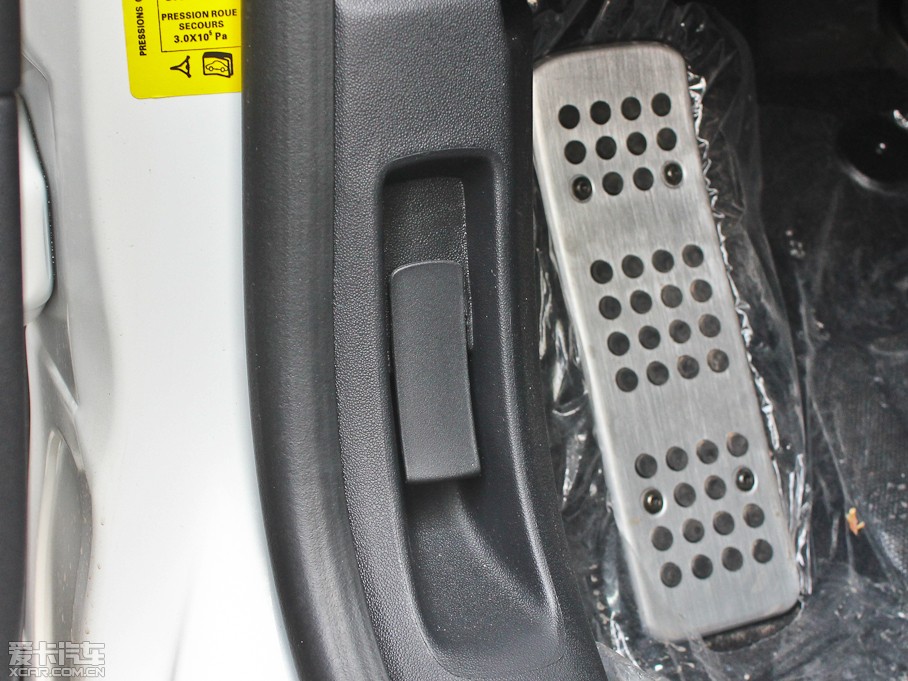 2013ѩFC4L 1.8L ԄӄY